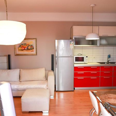 Cherry Apartment Tirana Exterior foto